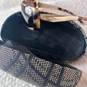 MaxMara Tortoiseshell Sunglasses Gold Metallic Logo Arms